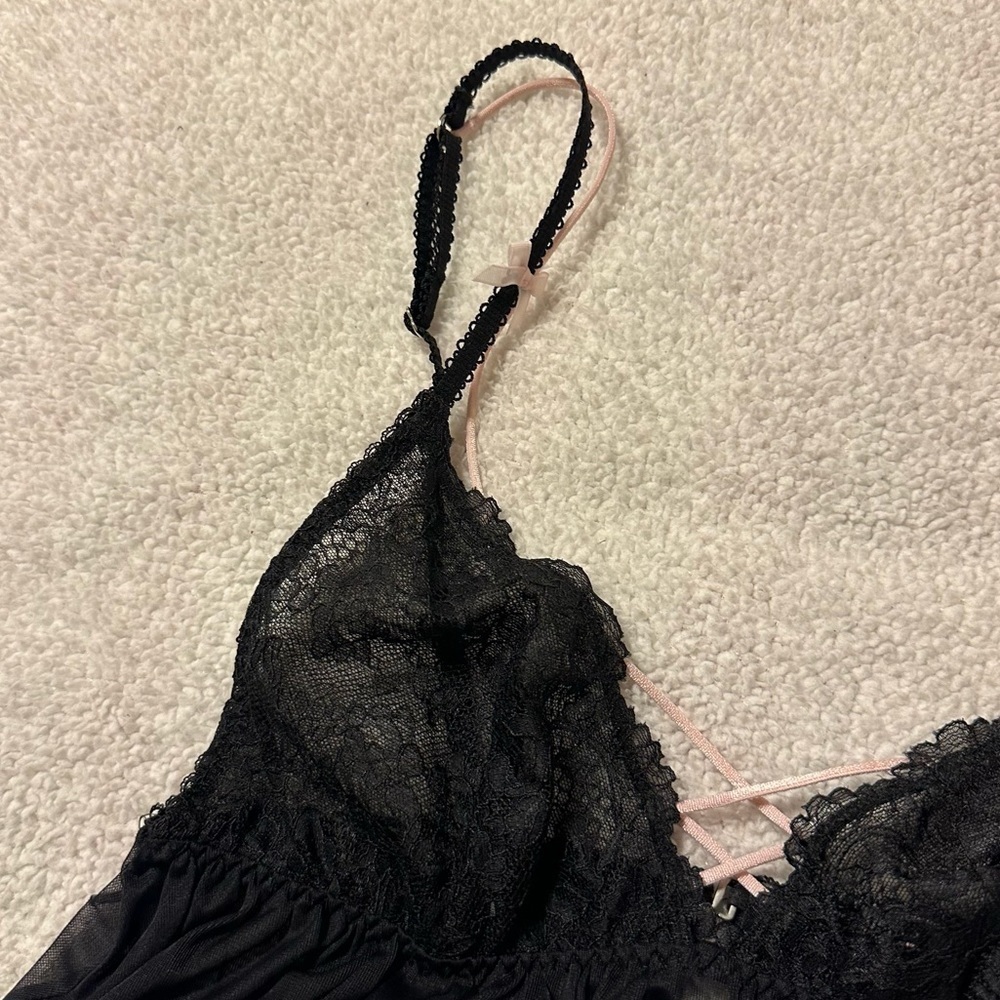 Victoria’s Secret Black Sheer Lace Babydoll Lingerie Chemise Slip Lace Ruffles - Picture 7 of 9